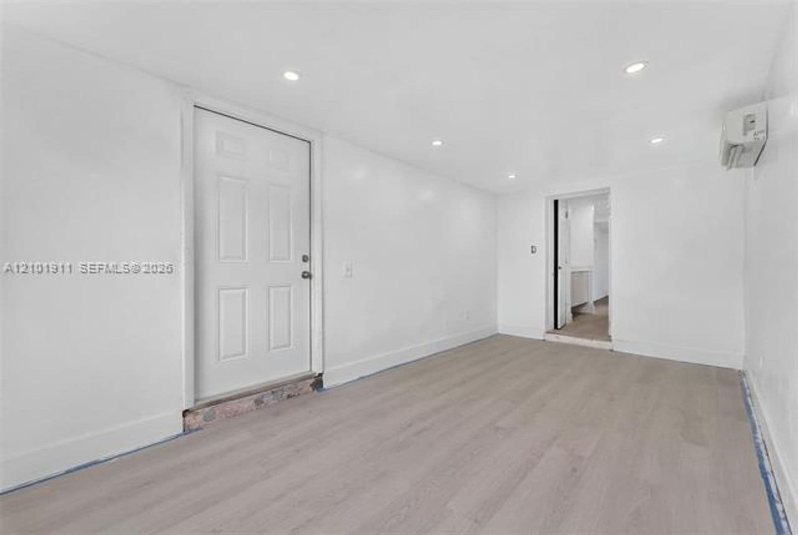 Miami House: 334 NW 110th St # 334