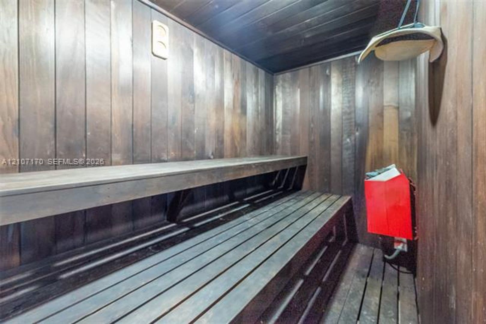 Hollywood Condo: 1201 S Ocean Dr cu-908S