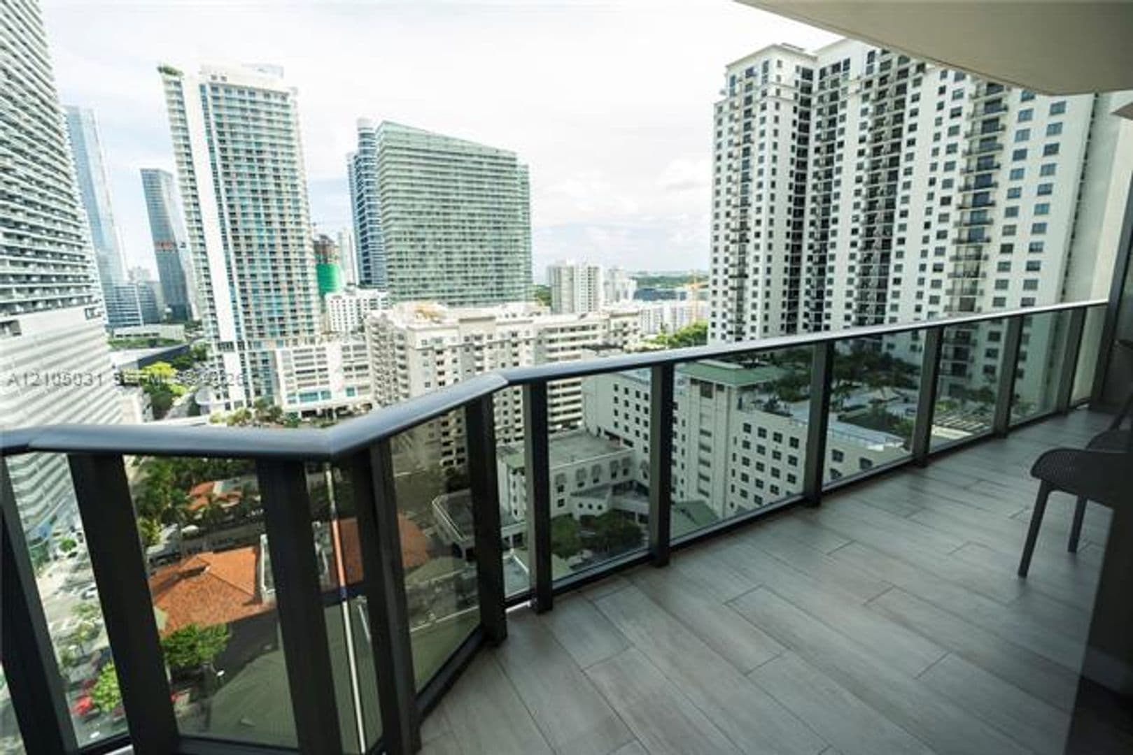 Miami Condo: 45 SW 9th St cu-1705