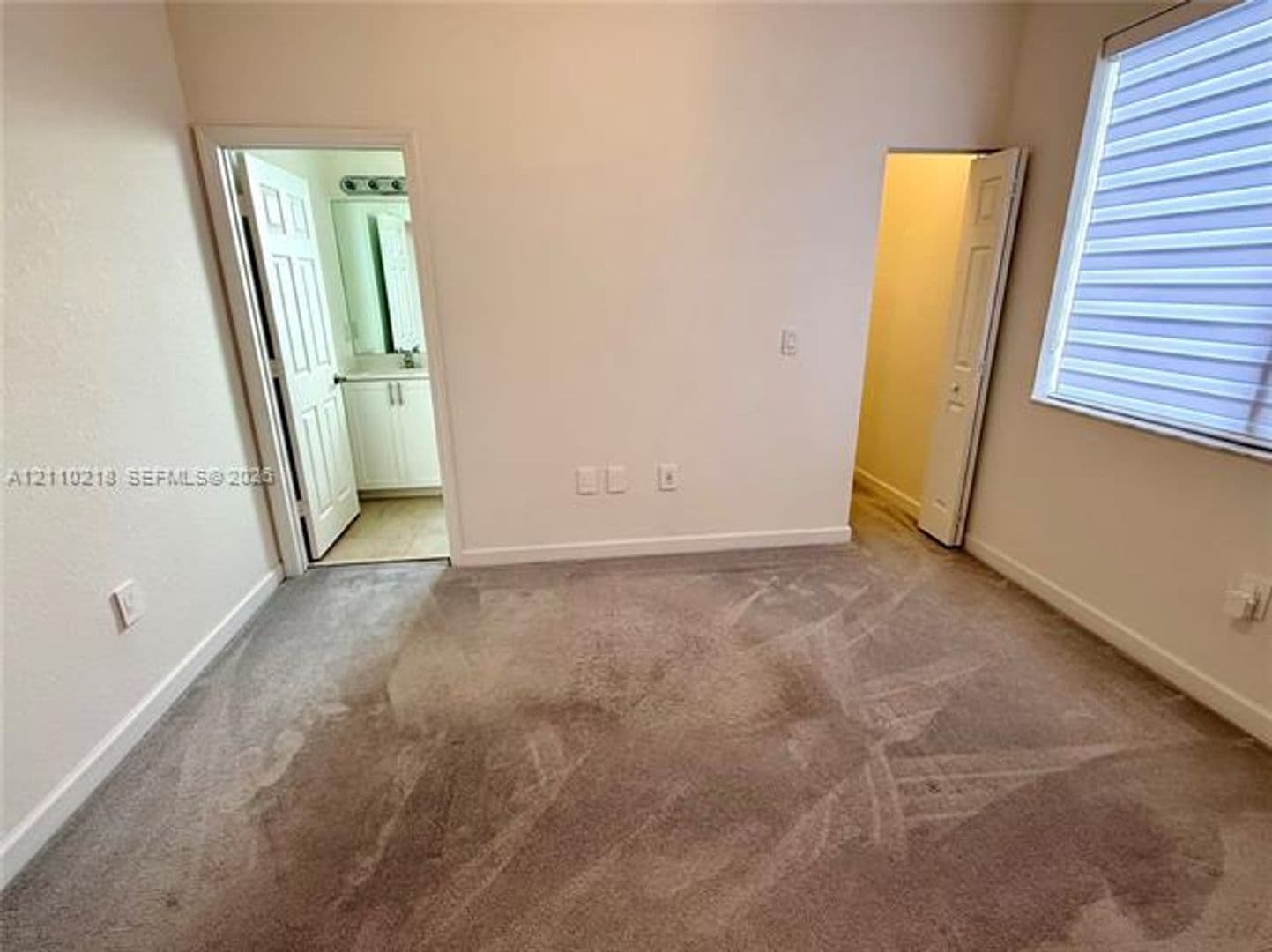 Miami House: 21000 NE 2nd Ct # 21000