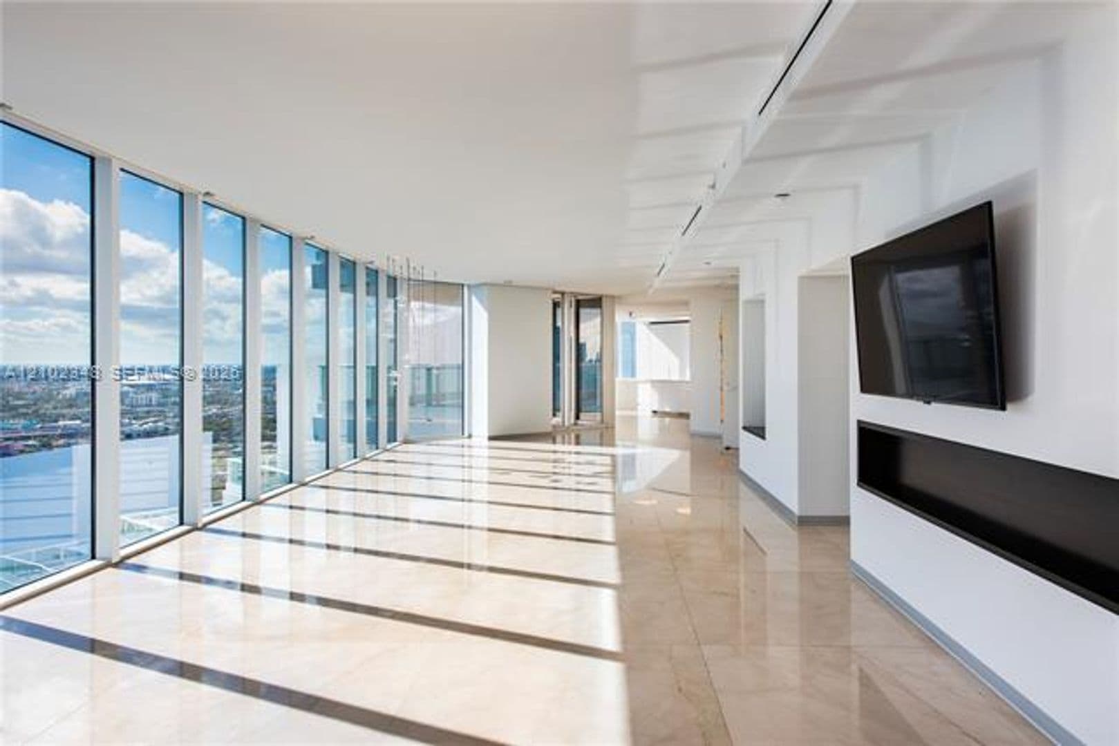 Miami Condo: 2020 N Bayshore Dr cu-4502