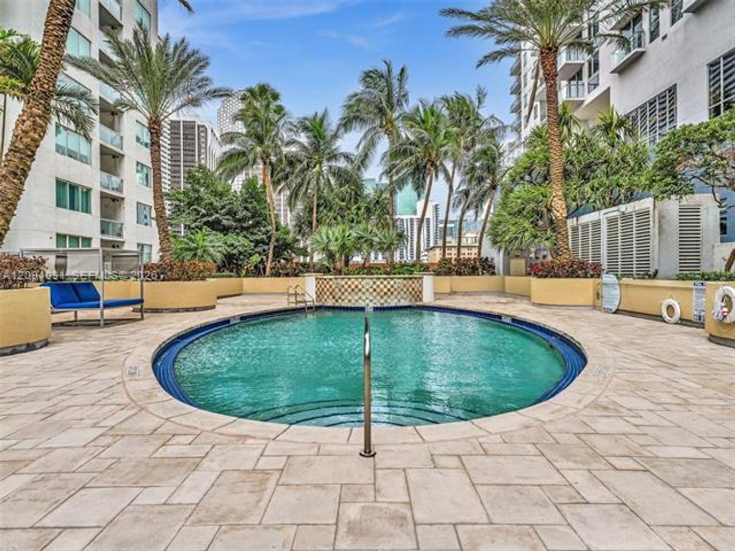 Miami Condo: 253 NE 2nd St cu-2208