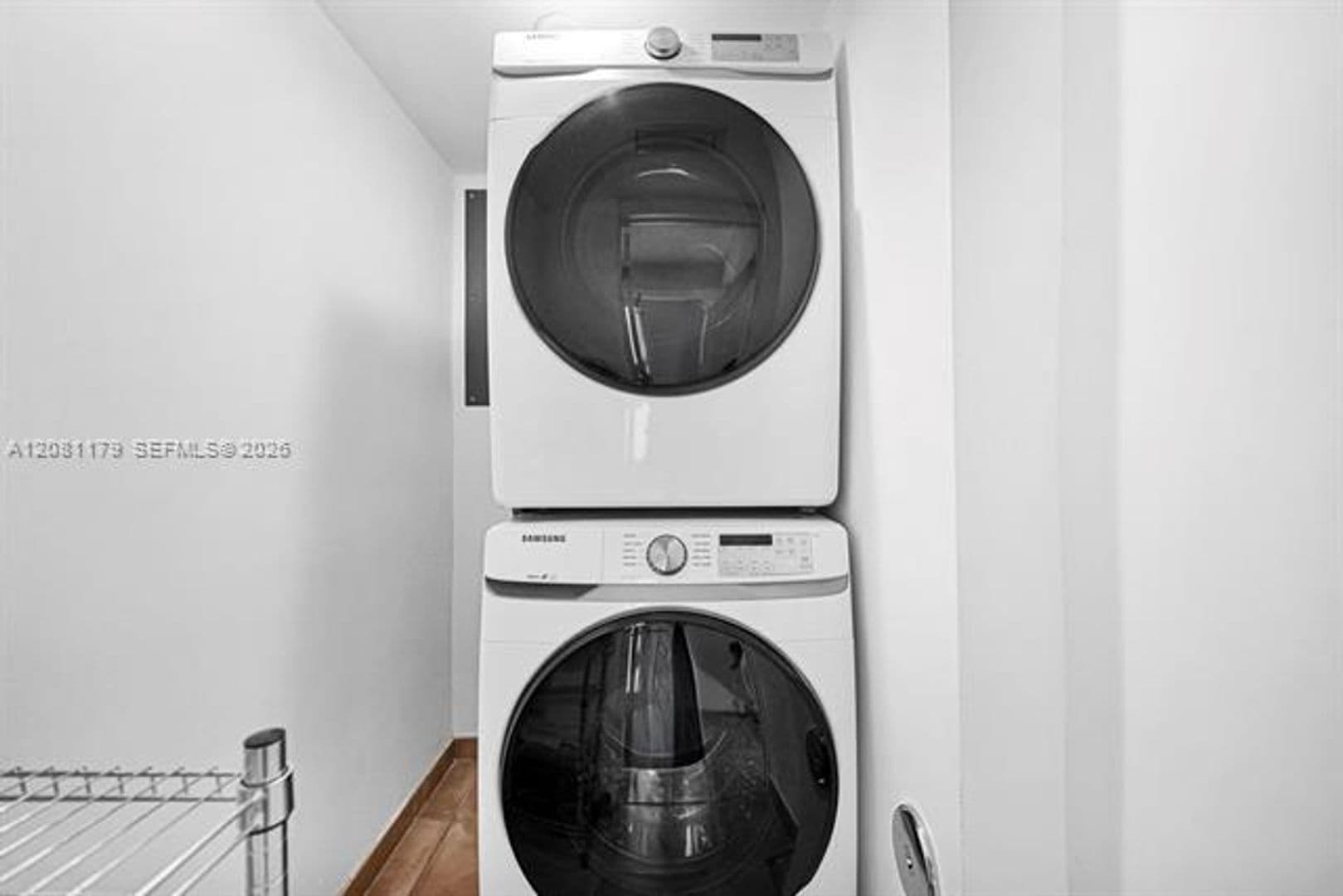 Miami Townhome: 9133 Fontainebleau Blvd th 5