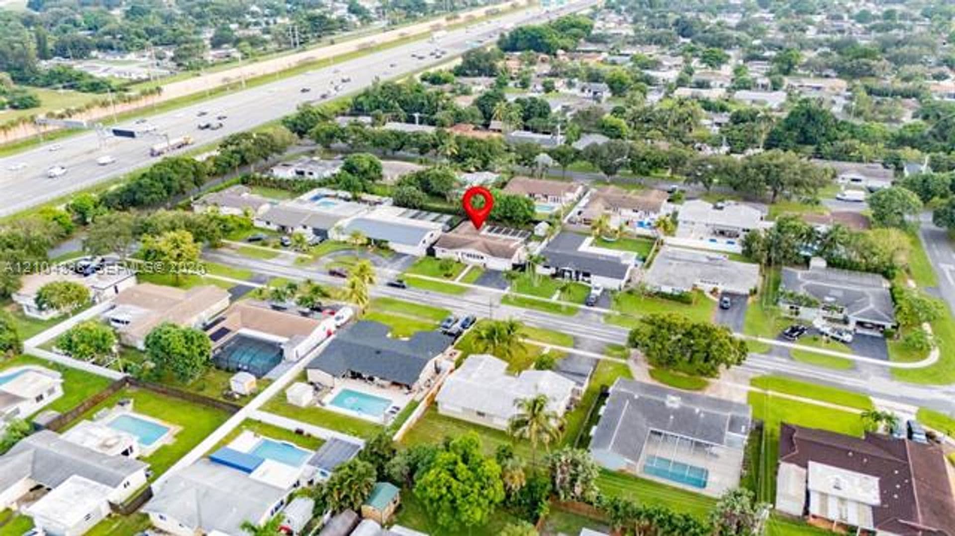 Plantation House: 5250 SW 4th Ct # 5250