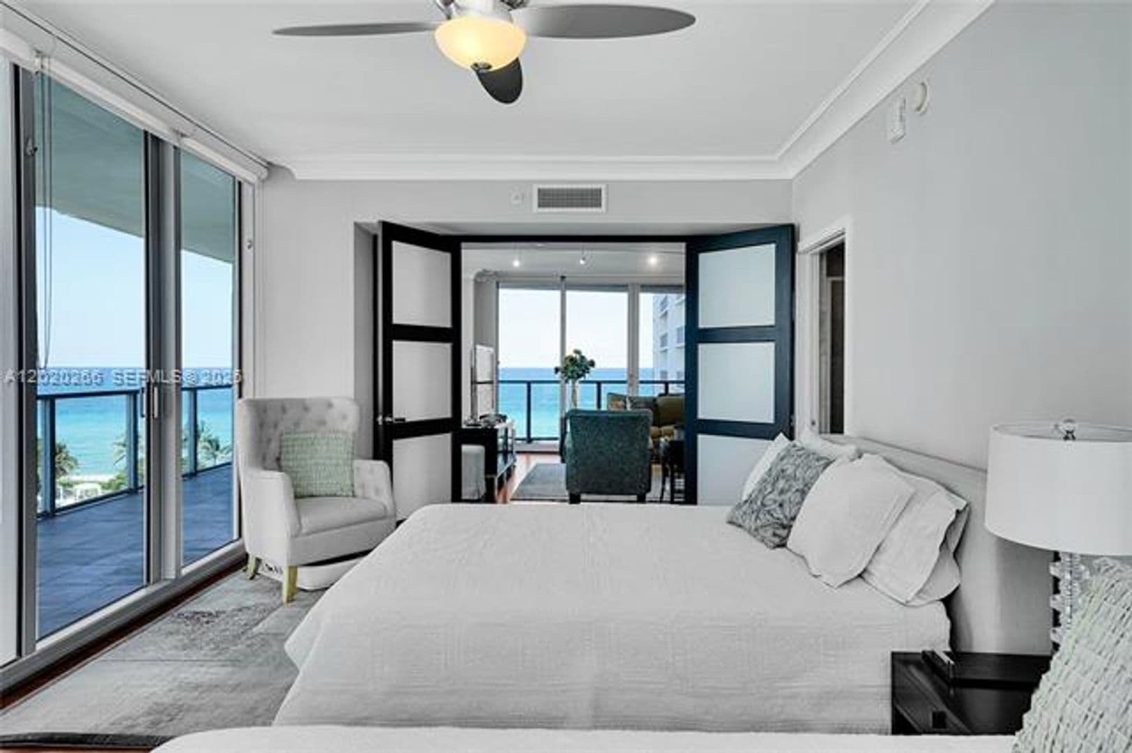 Hollywood Condo: 3101 S Ocean Dr cu-701