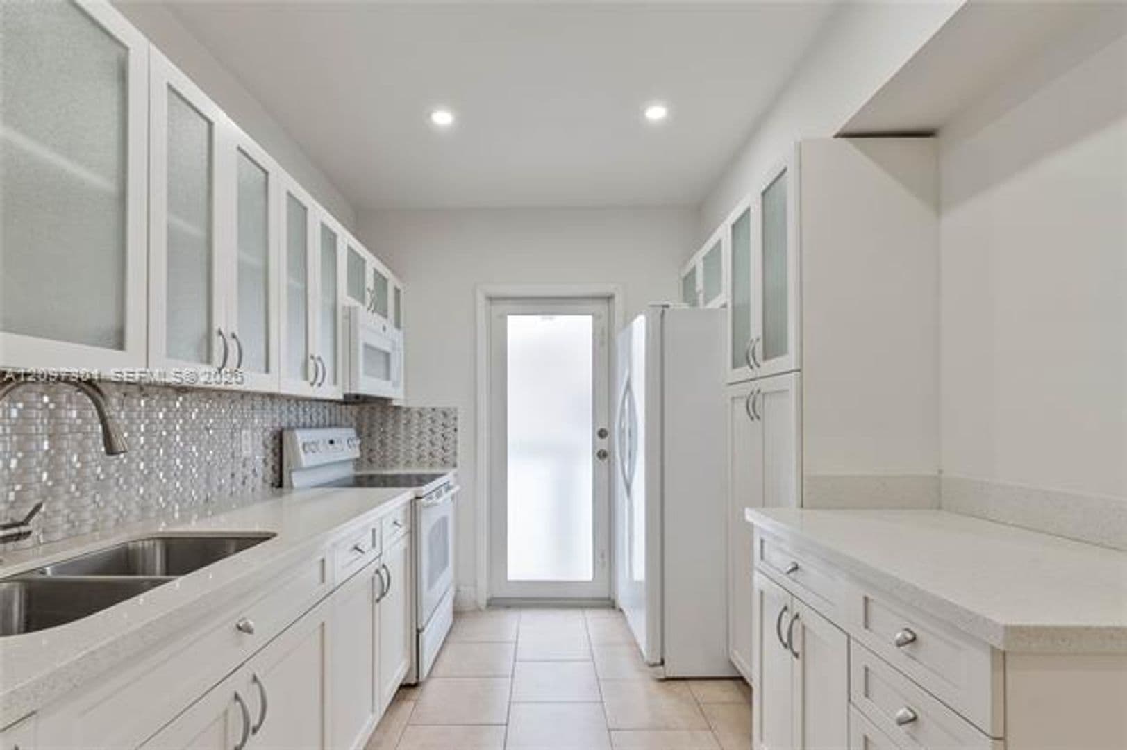 Miami House: 3916 SW 58th Ave # 3916
