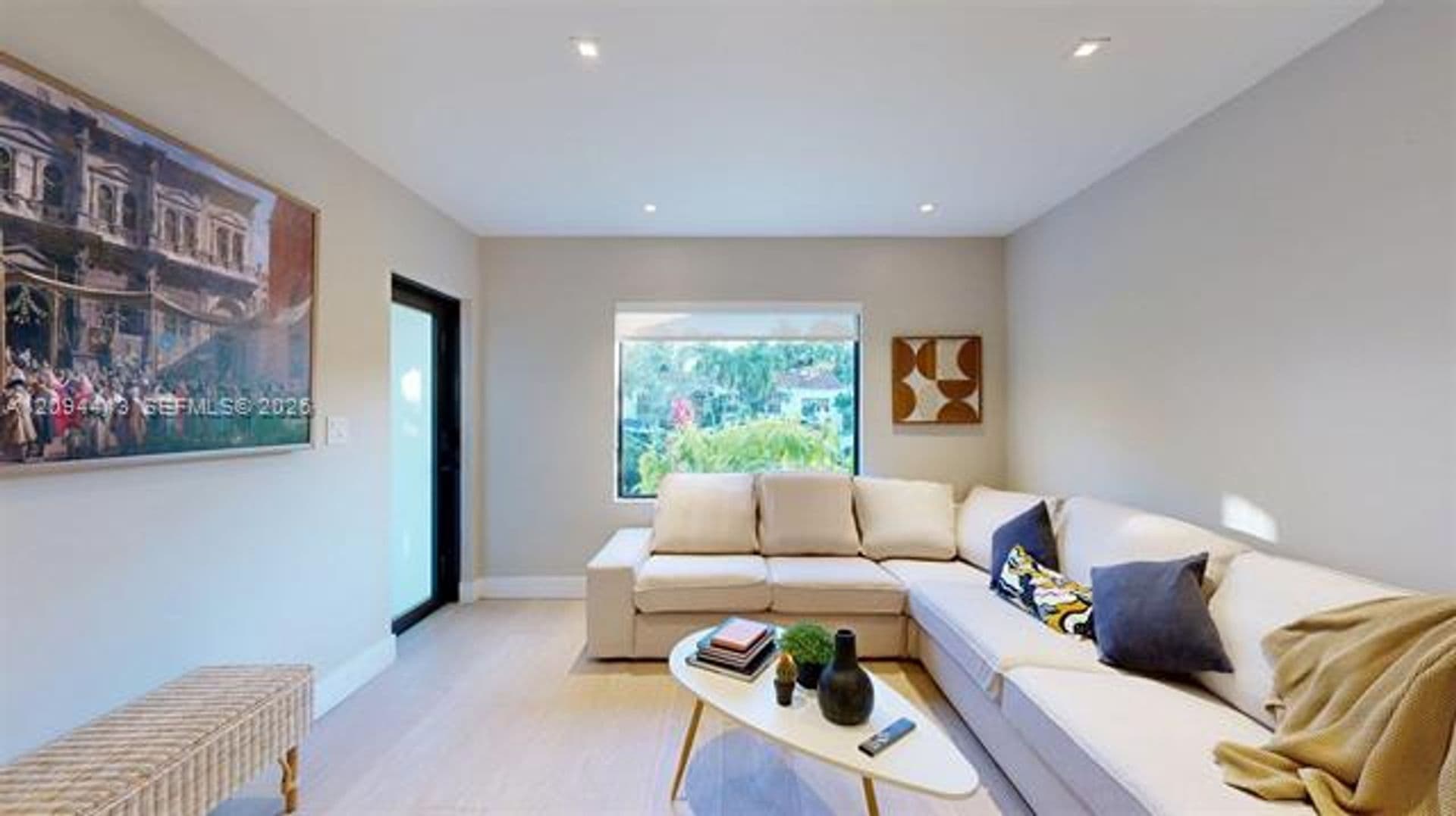 Miami House: 1277 SW 19th St # 1277
