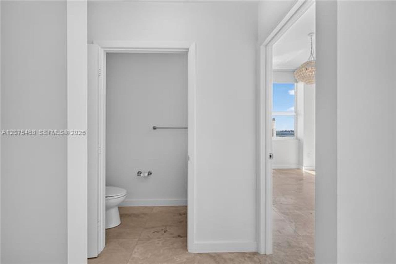Miami Condo: 31 SE 5th St cu-4212