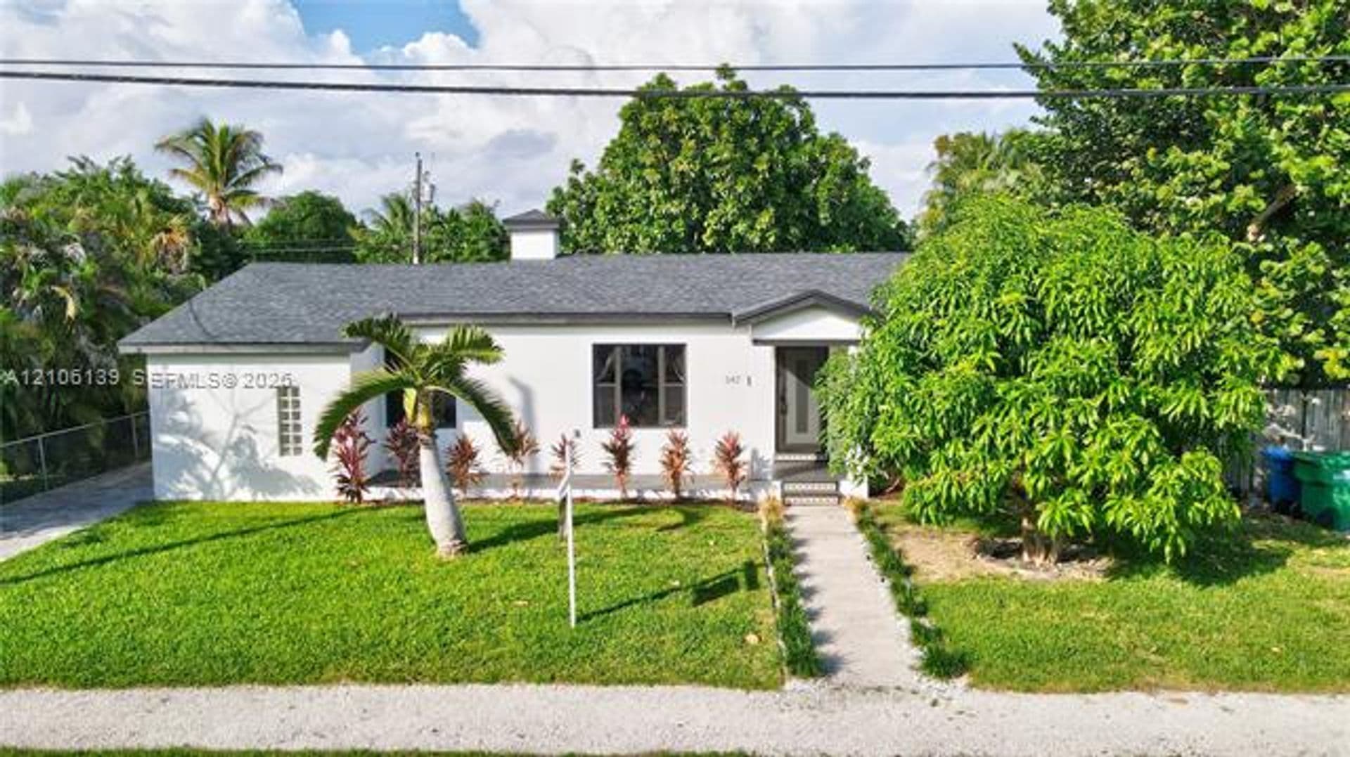 Miami House: 347 NE 110th St # 347