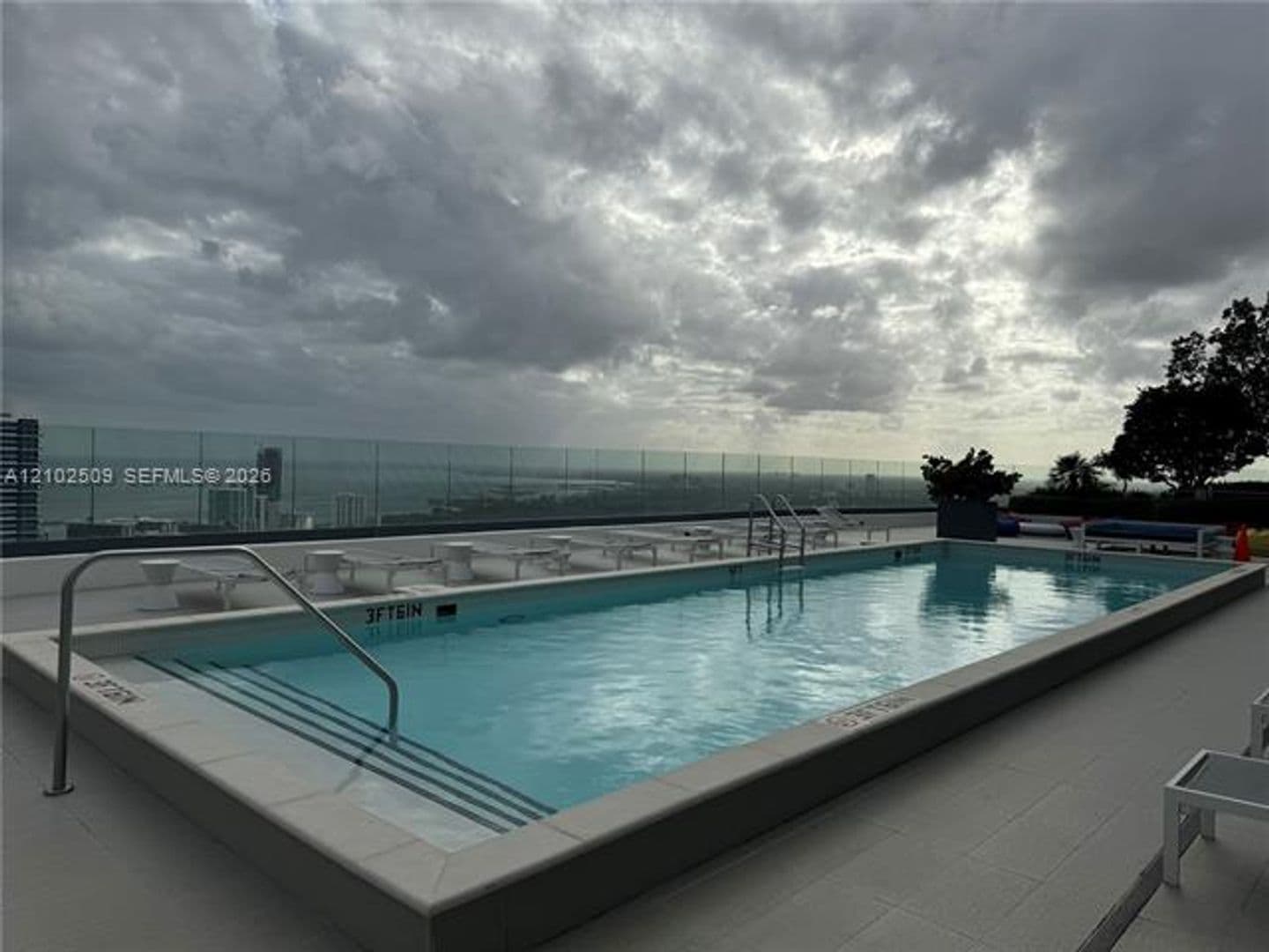 Miami Condo: 45 SW 9th St cu-3010