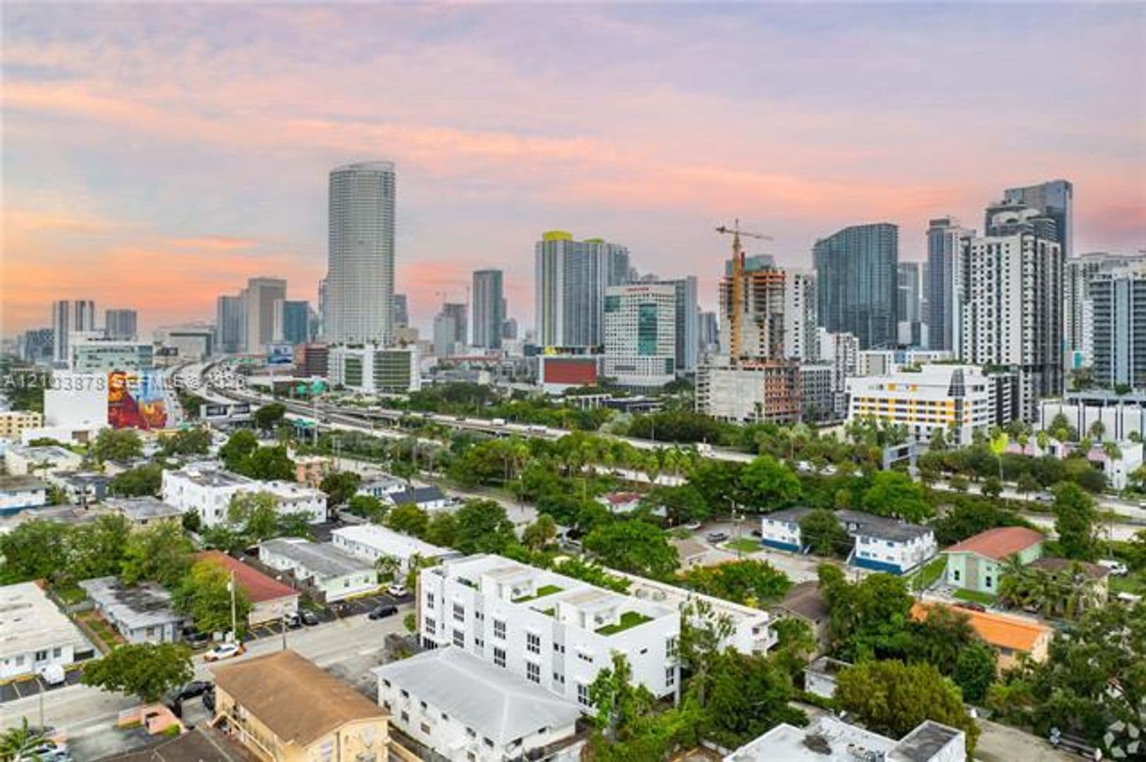 Miami Townhome: 434 SW 10th St cu-b