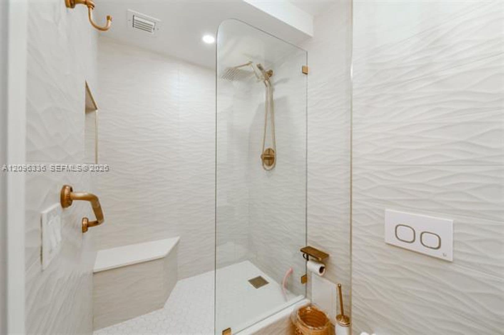 Hallandale Beach Condo: 1980 S Ocean Dr cu-18D