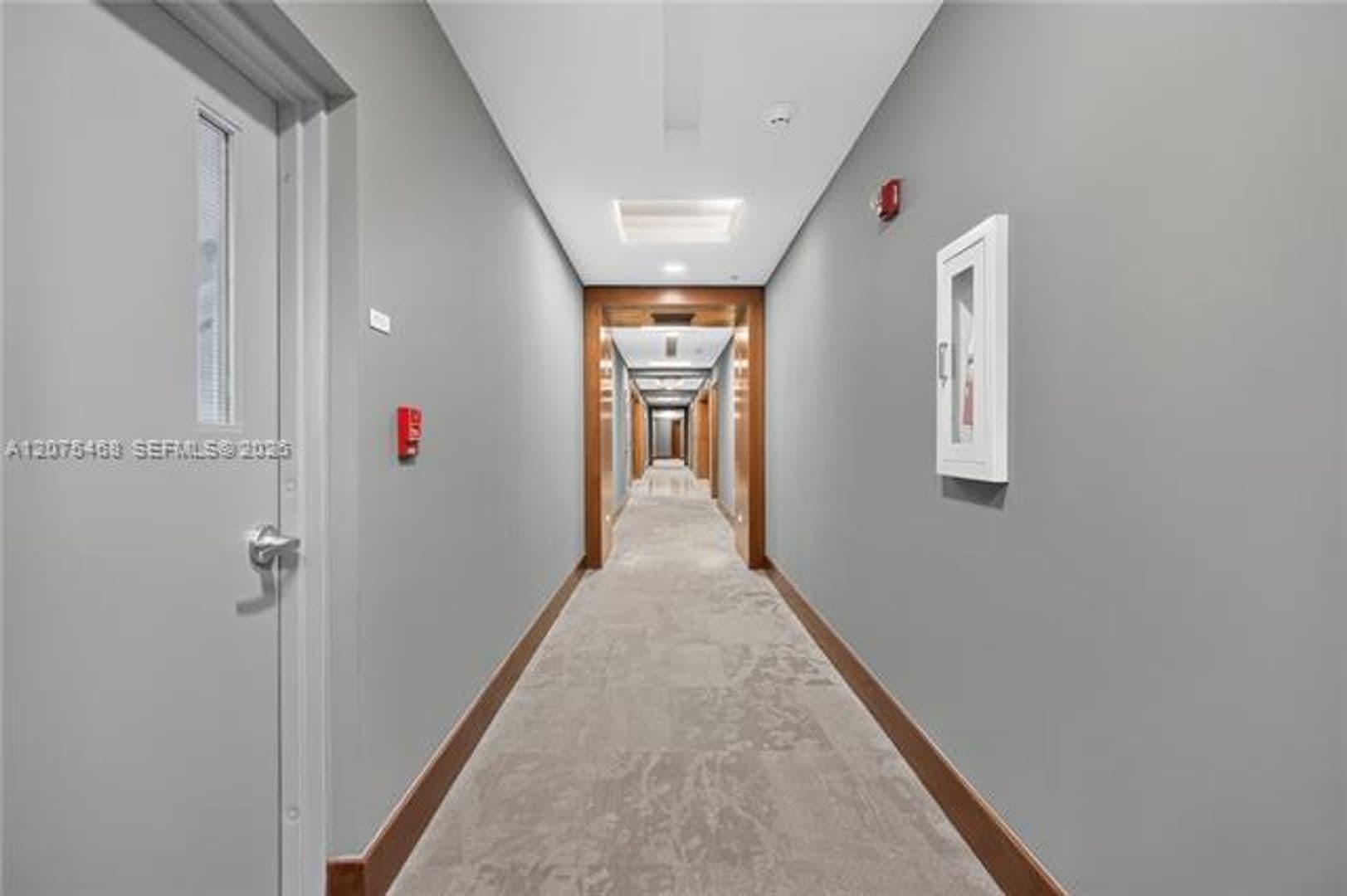 Miami Condo: 31 SE 5th St cu-4212