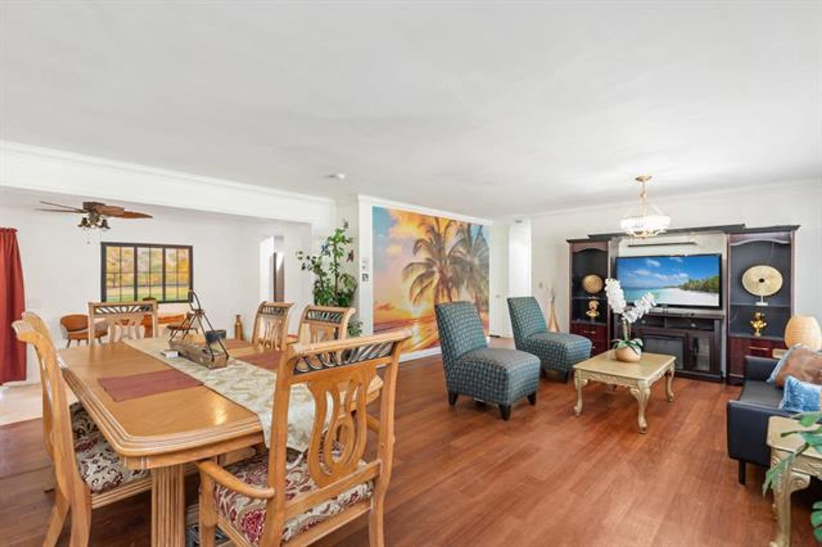 Miami House: 475 NE 113th St # 475