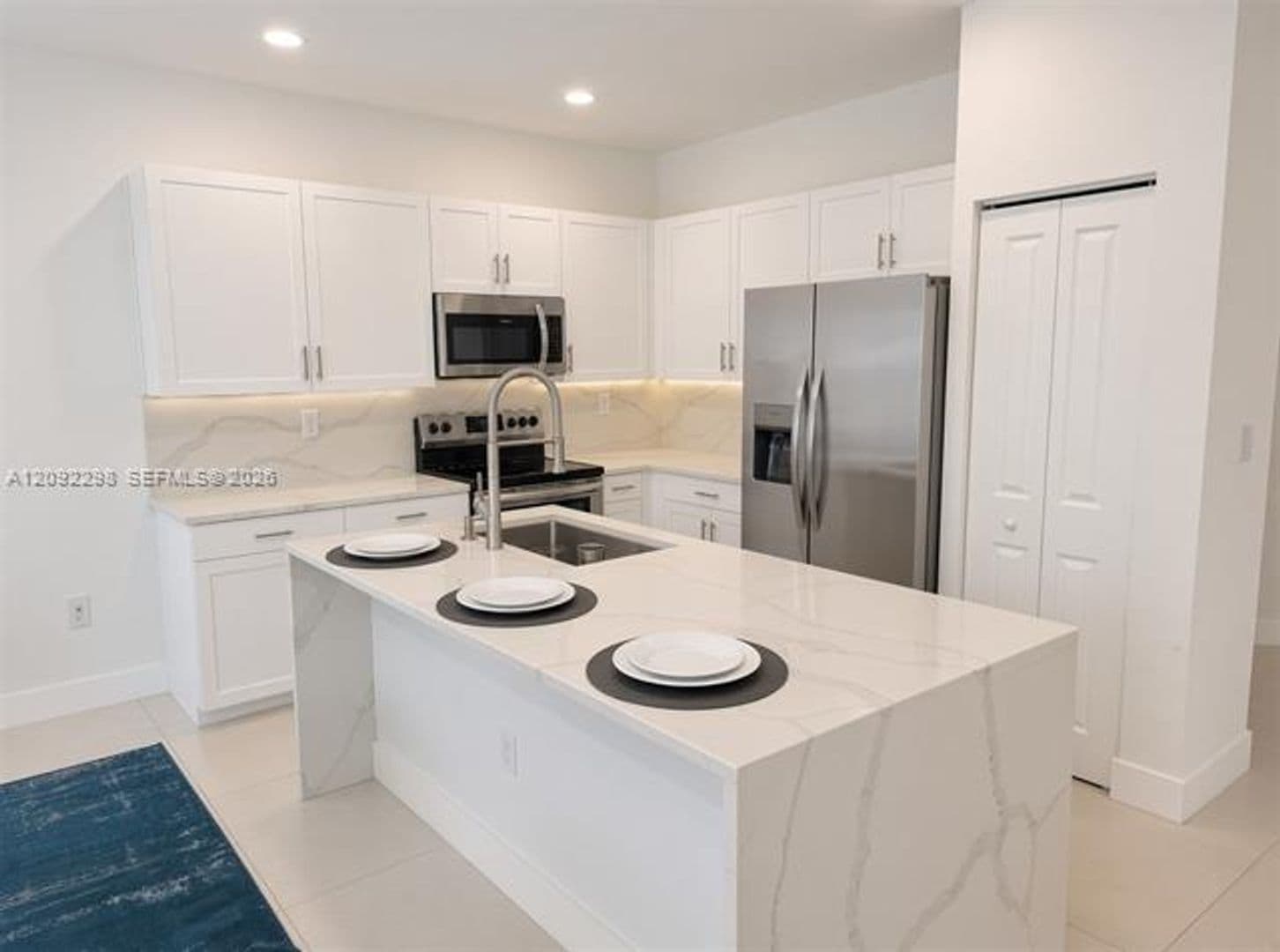 Miami Gardens Townhome: 796 NE 208th Lane th 796