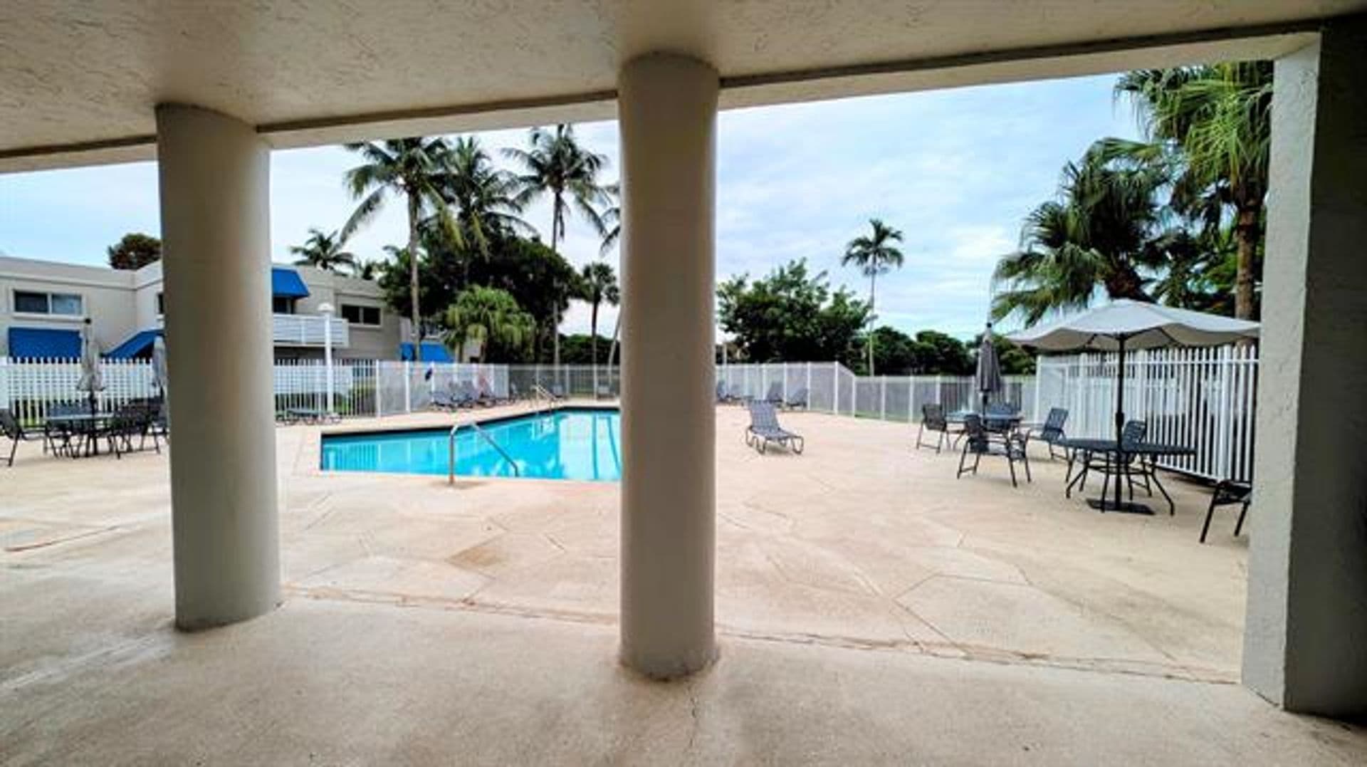 Plantation Townhome: 503 NW 98th Ave th 503