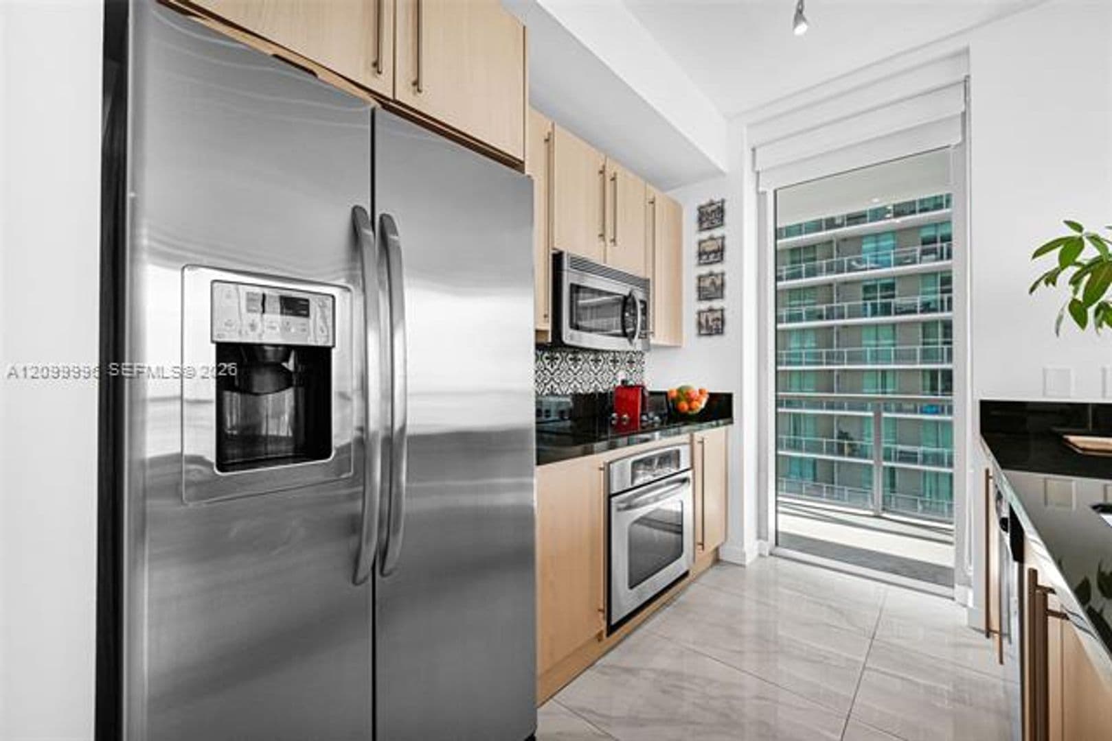 Miami Condo: 1111 SW 1st Ave cu-2714-N