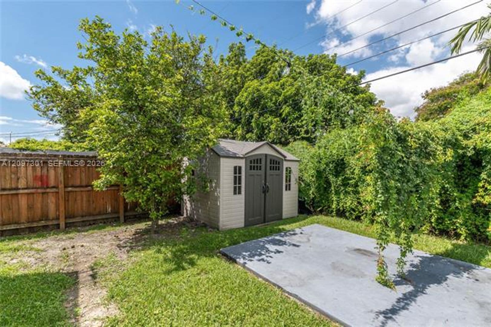 Miami House: 3916 SW 58th Ave # 3916