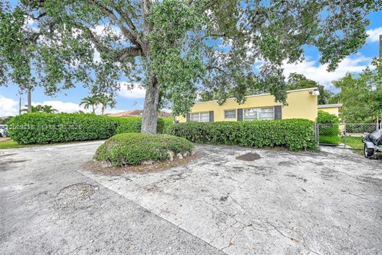Miami House: 2225 SW 62nd Ct cu-2225
