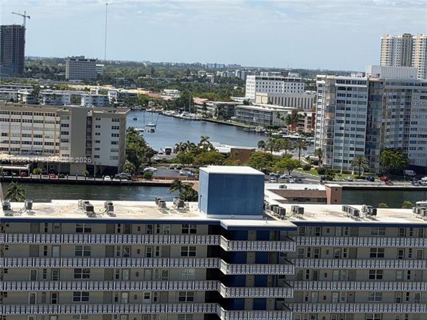 Hallandale Beach Condo: 1904 S Ocean Dr cu-1707