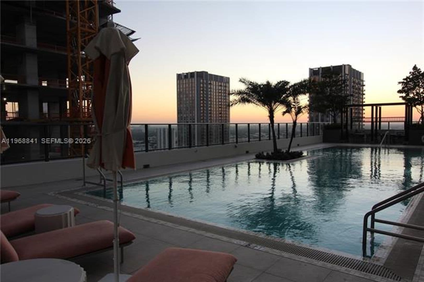 Miami Condo: 11 NE 6 St cu-2114