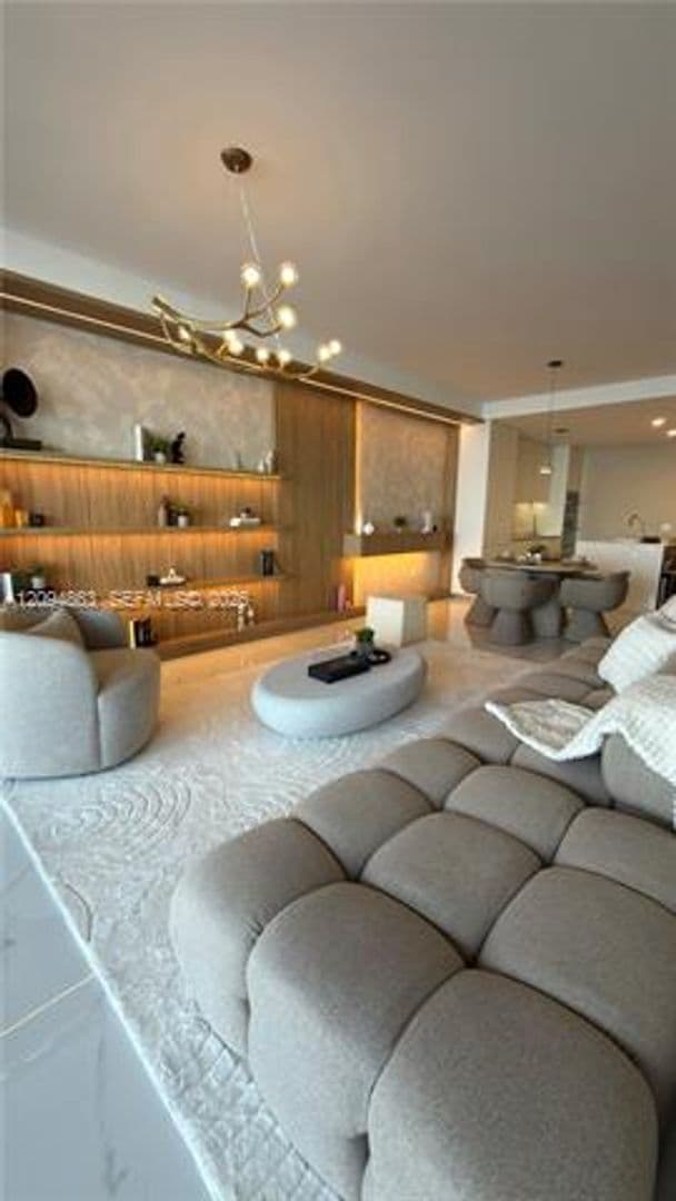 Miami Condo: 700 NE 24th Street cu-2106