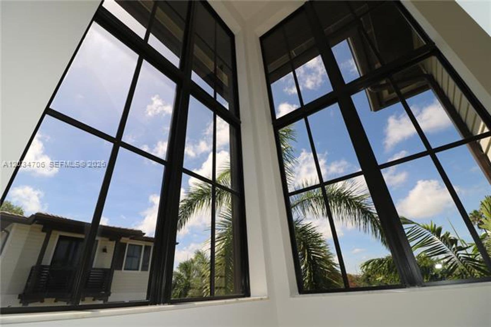 Pinecrest Townhome: 7504 SW 100th St th 7504