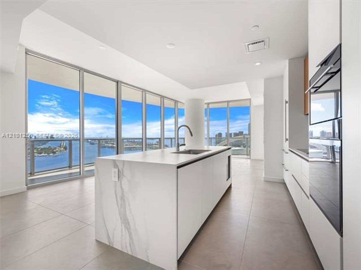 Miami Condo: 1400 Biscayne Blvd cu-701