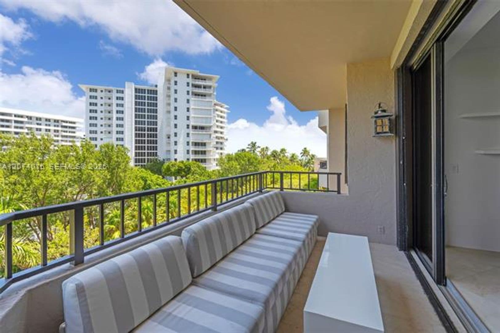 Key Biscayne Condo: 251 Crandon Blvd cu-431