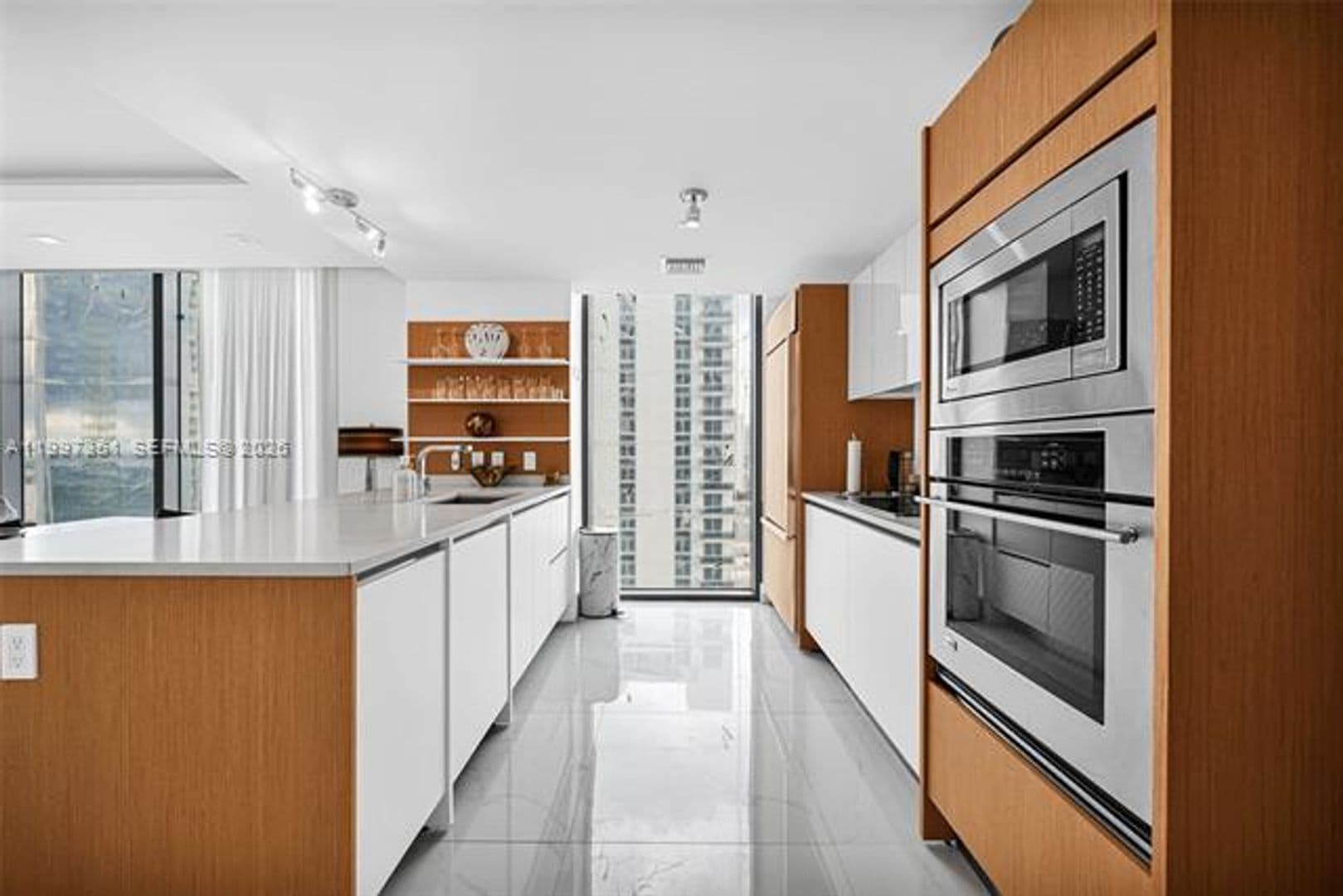 Miami Condo: 460 NE 28th St cu-2908
