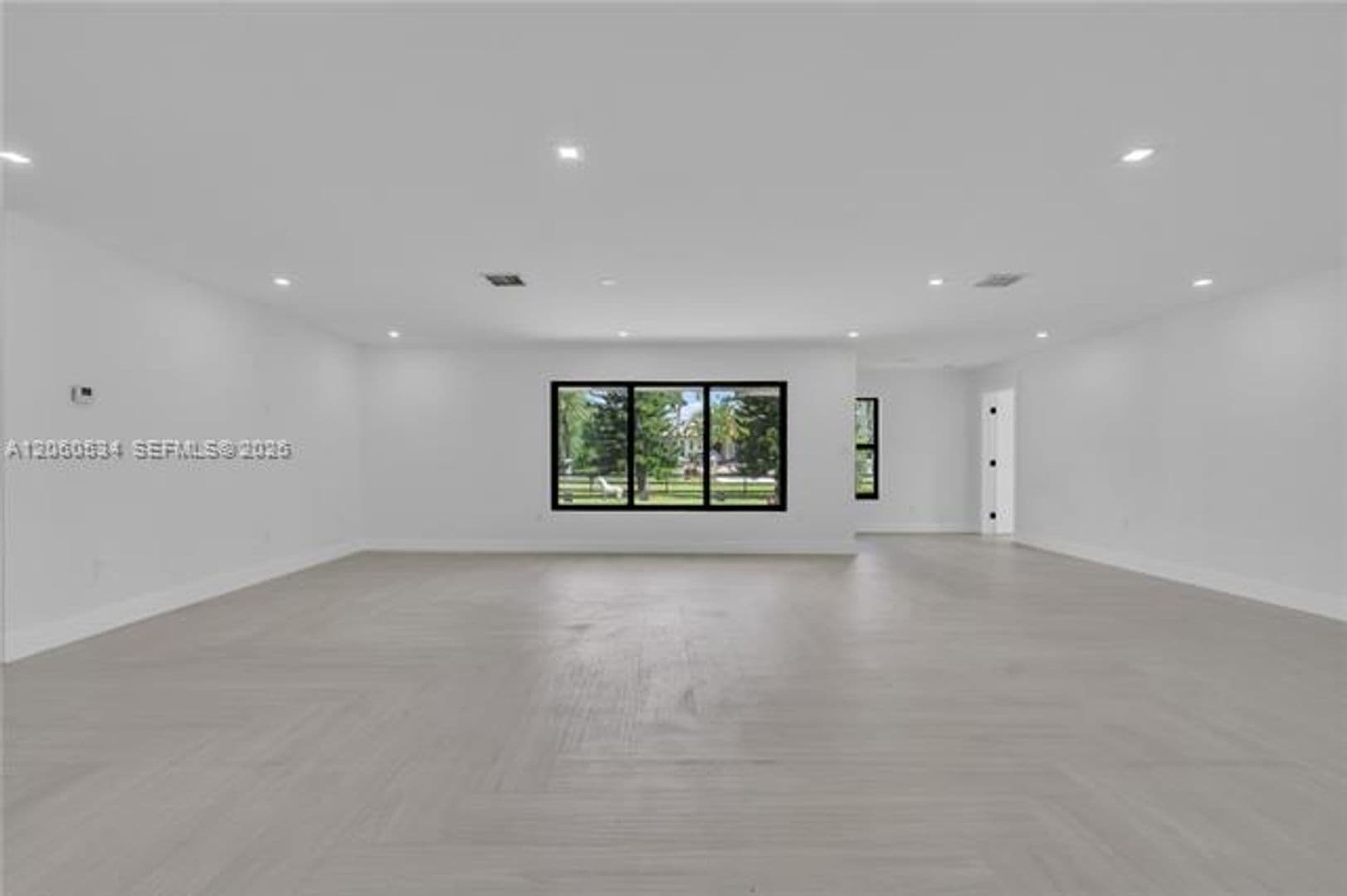 Southwest Ranches House: 17680 SW 54th St # 17680