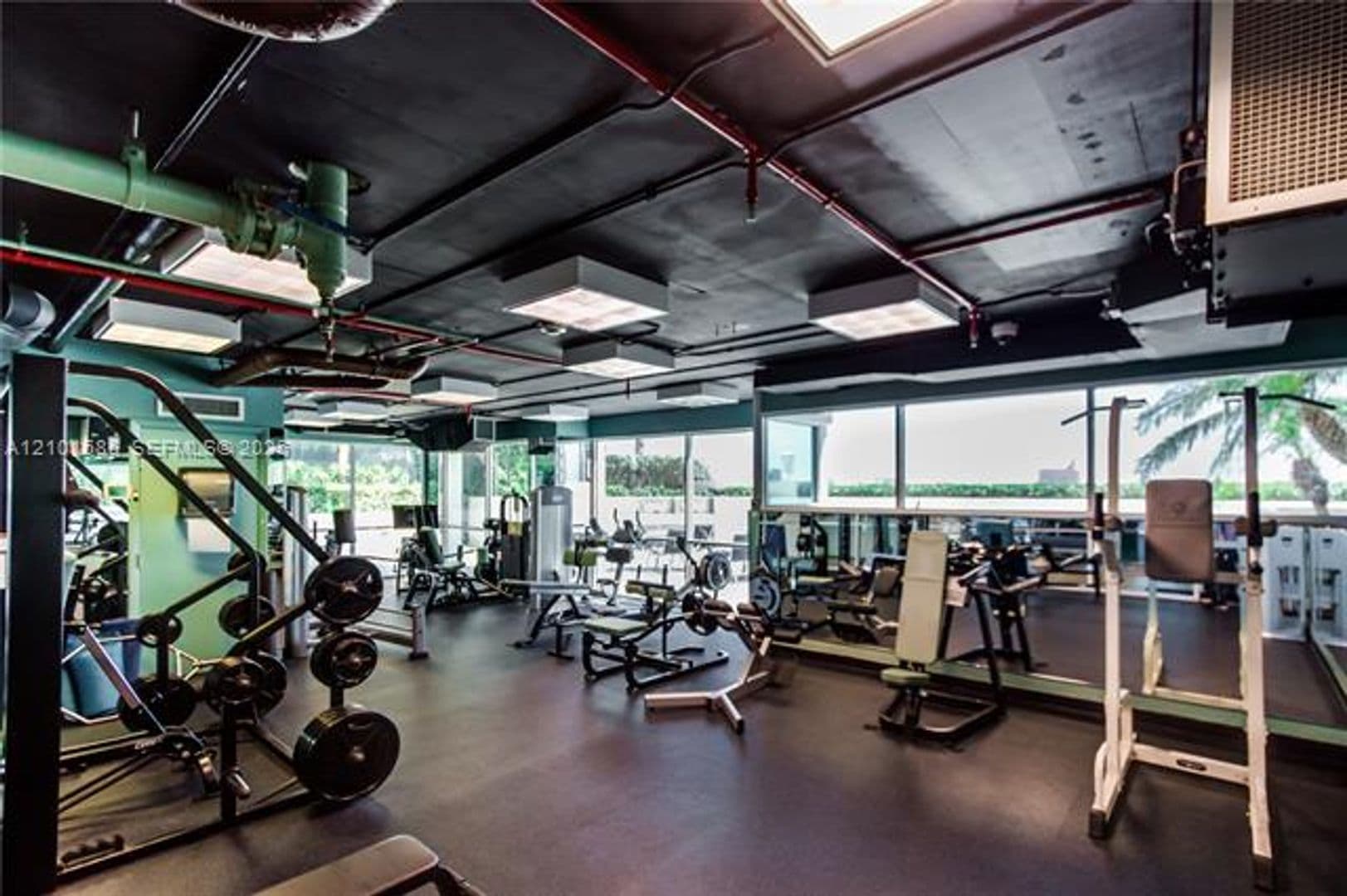 Miami Beach Condo: 650 West Ave cu-1708