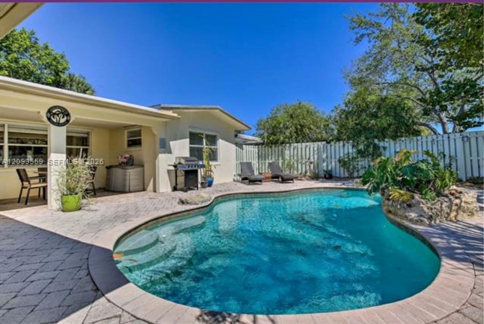 Wilton Manors House: 1909 NE 26th Dr # 0