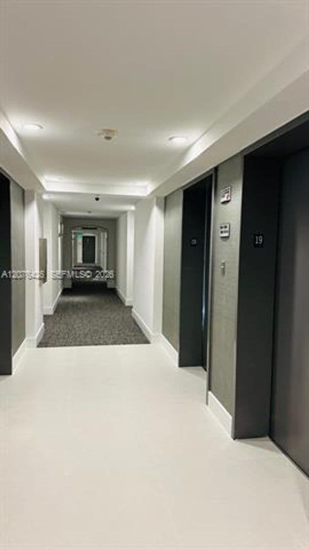 Miami Condo: 1155 Brickell Bay Dr cu-1906