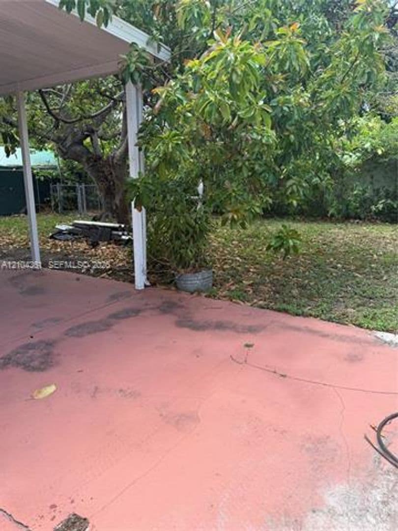 Miami House: 6473 SW 25th St # 6473