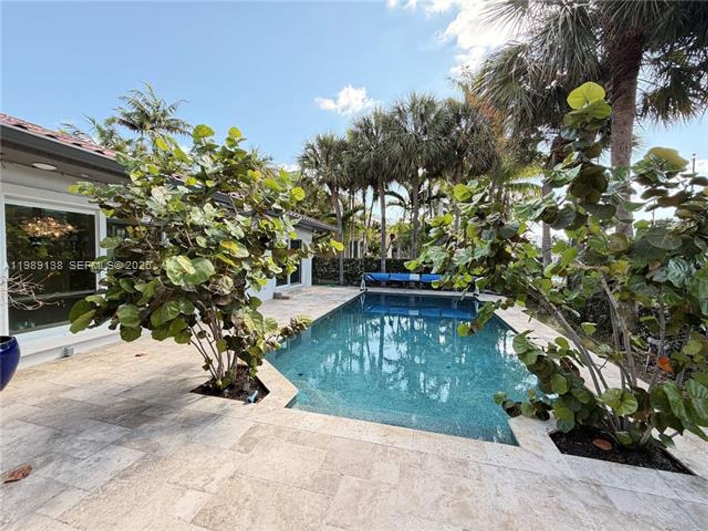 North Miami Beach House: 3200 NE 165th St # 3200