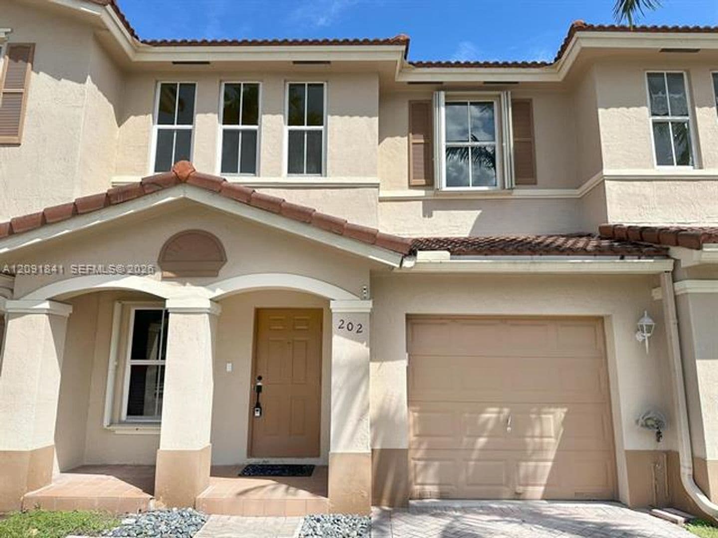 Sunrise Townhome: 202 Riverwalk Cir th 202
