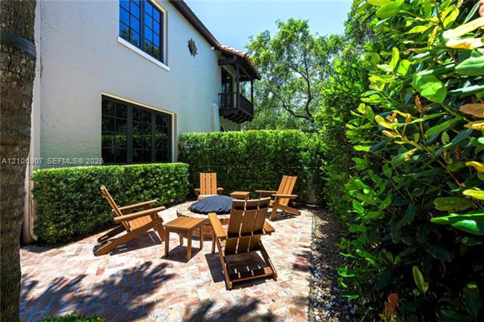 Coral Gables House: 1822 Country Club Prado # 1822