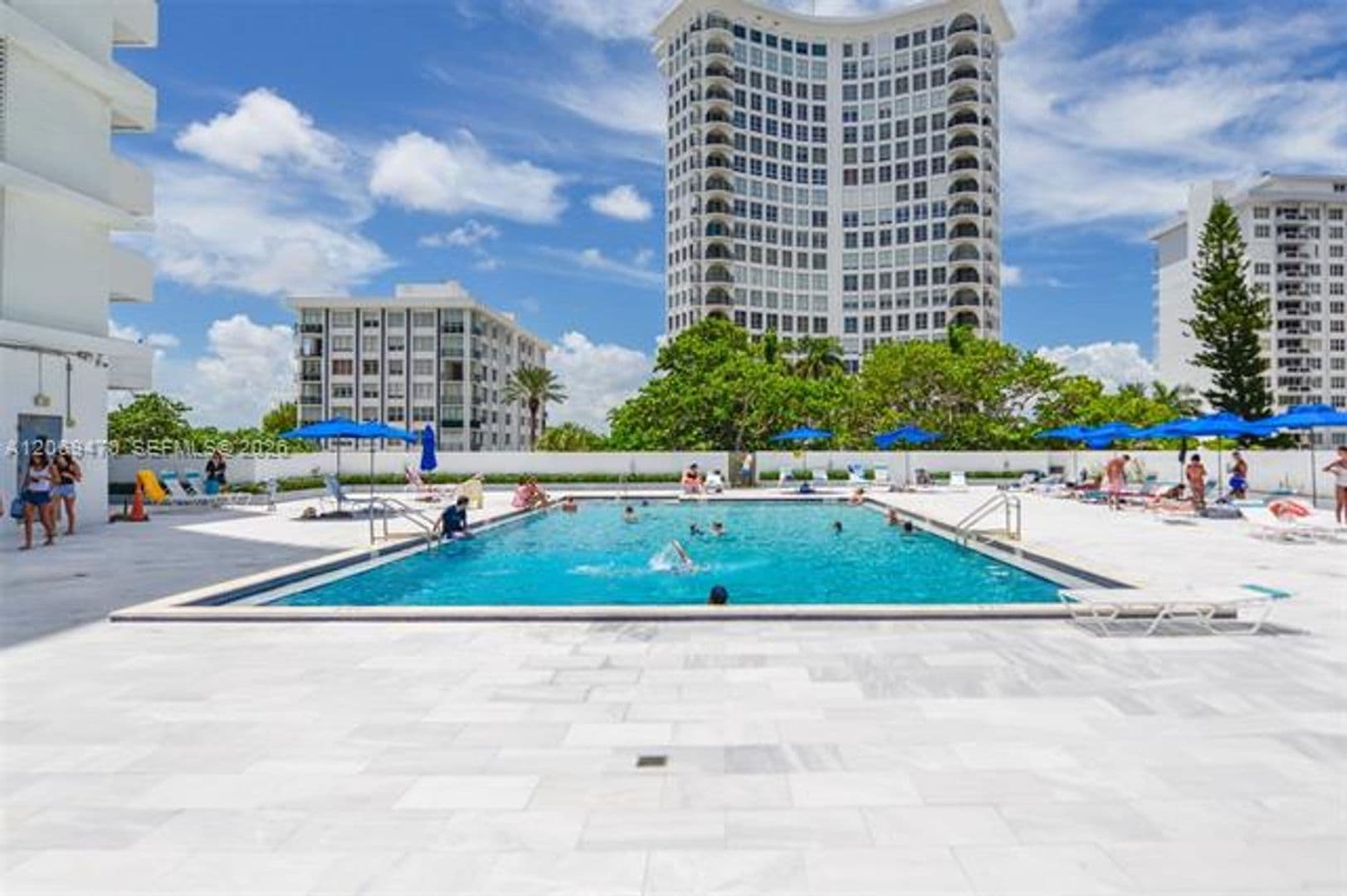 Miami Beach Condo: 5601 Collins Ave cu-512