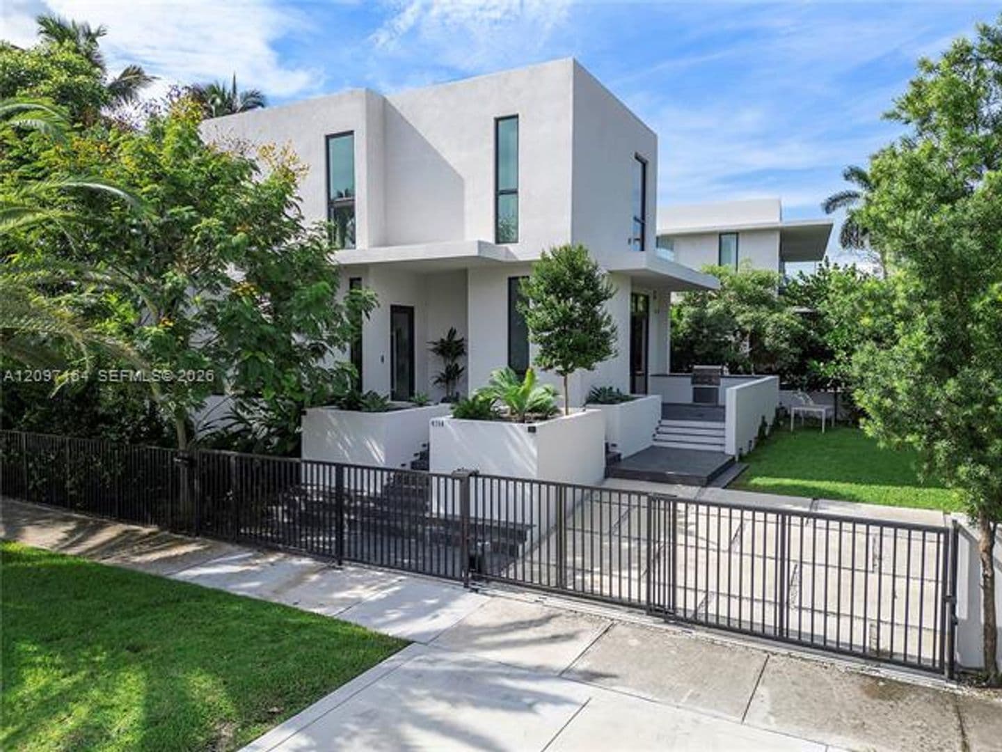 Miami Beach House: 4364 Alton Rd # 4364