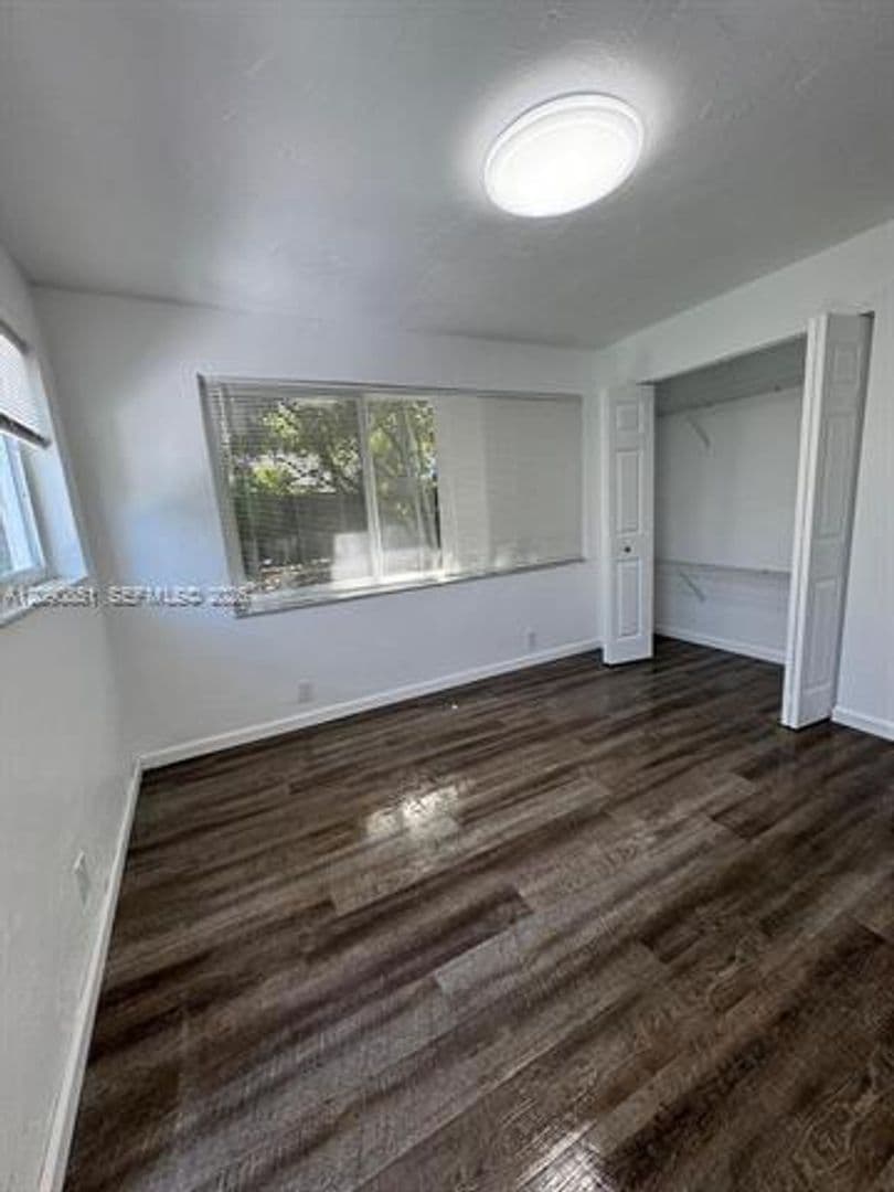 Fort Lauderdale House: 1416 SW 27th St # 1416