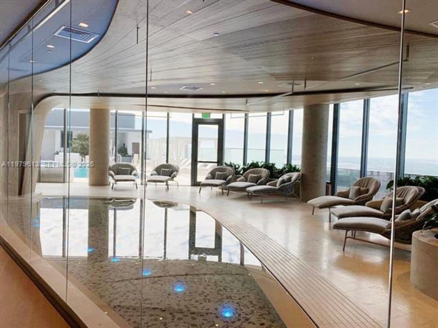 Miami Condo: 1000 Brickell Plaza cu-3807