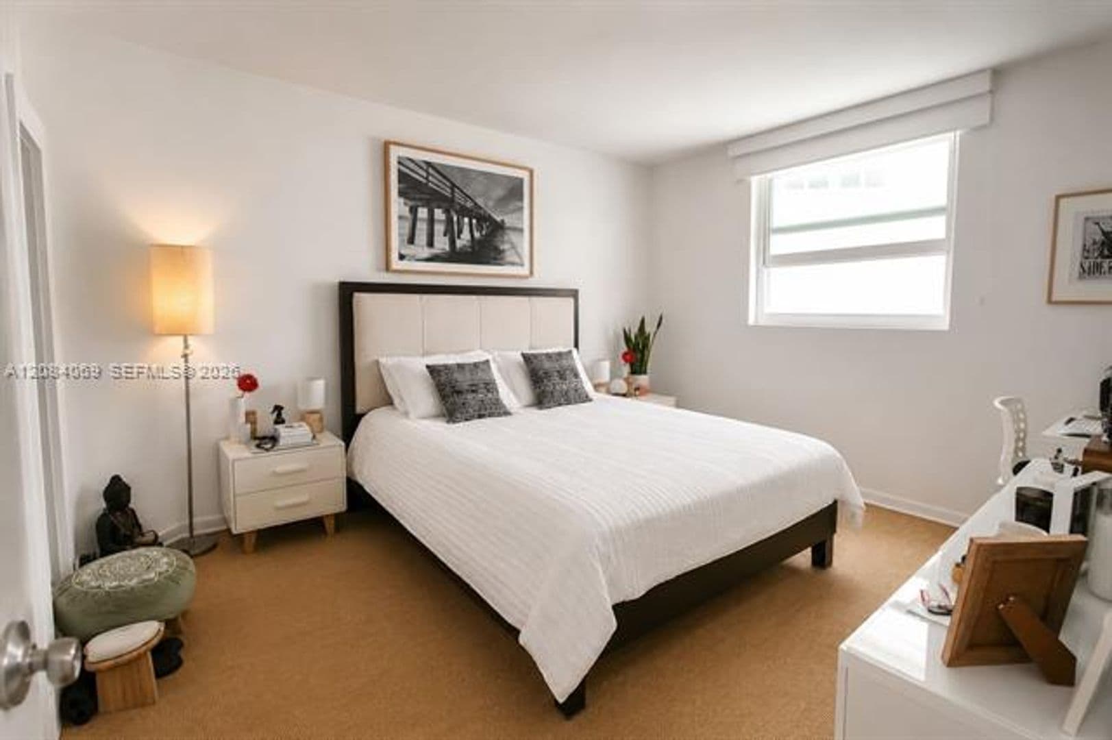 Miami Beach Condo: 5880 Collins Ave cu-903