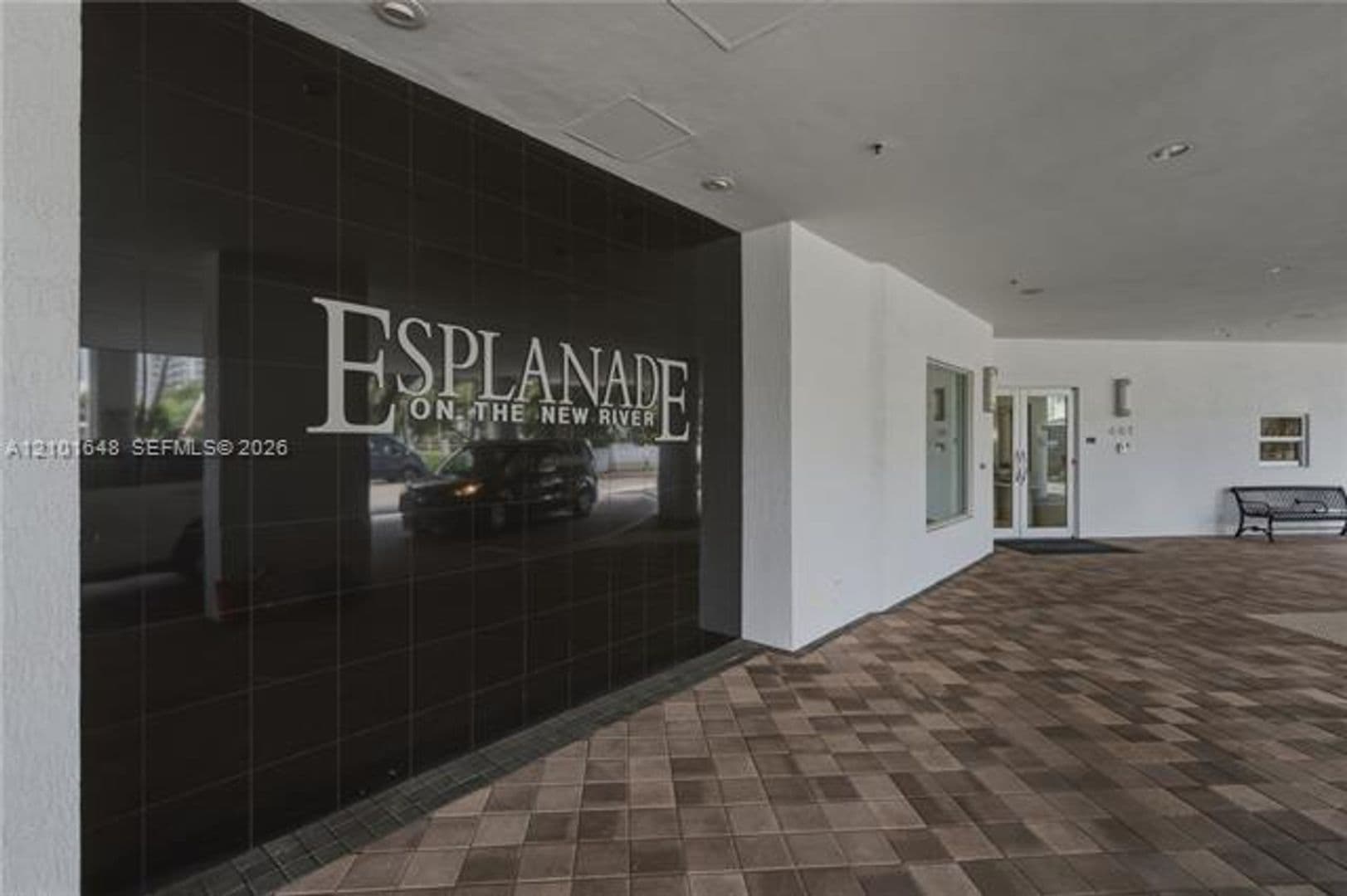 Fort Lauderdale Condo: 401 SW 4th Ave cu-1407