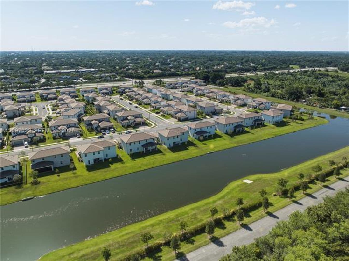 Davie House: 4372 SW 122nd Ter # 4372