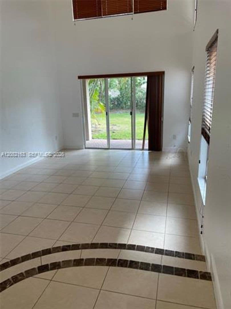 Miramar House: 17404 SW 47th Ct # 17404