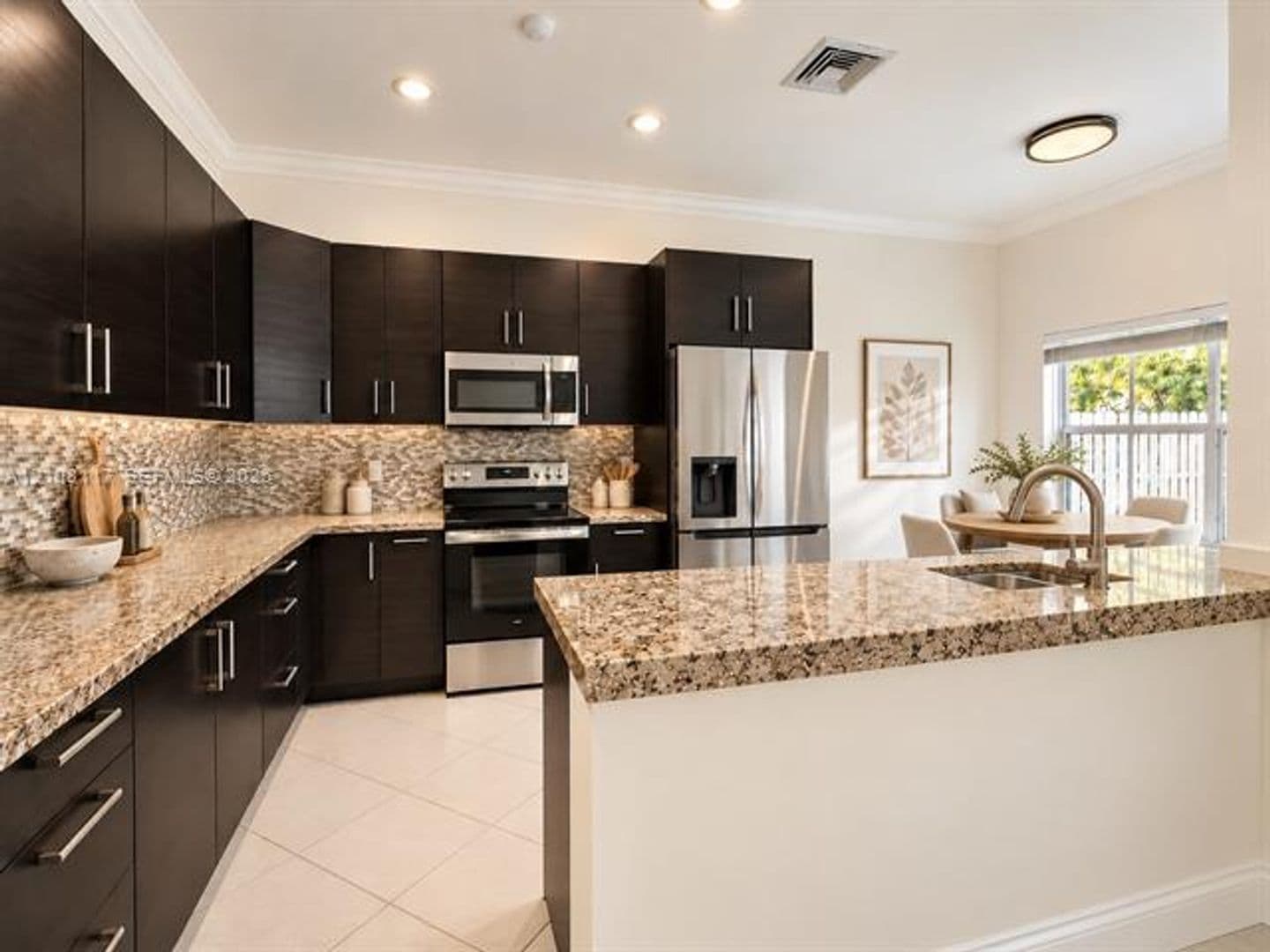 Weston House: 703 Willow Bend Rd # 703