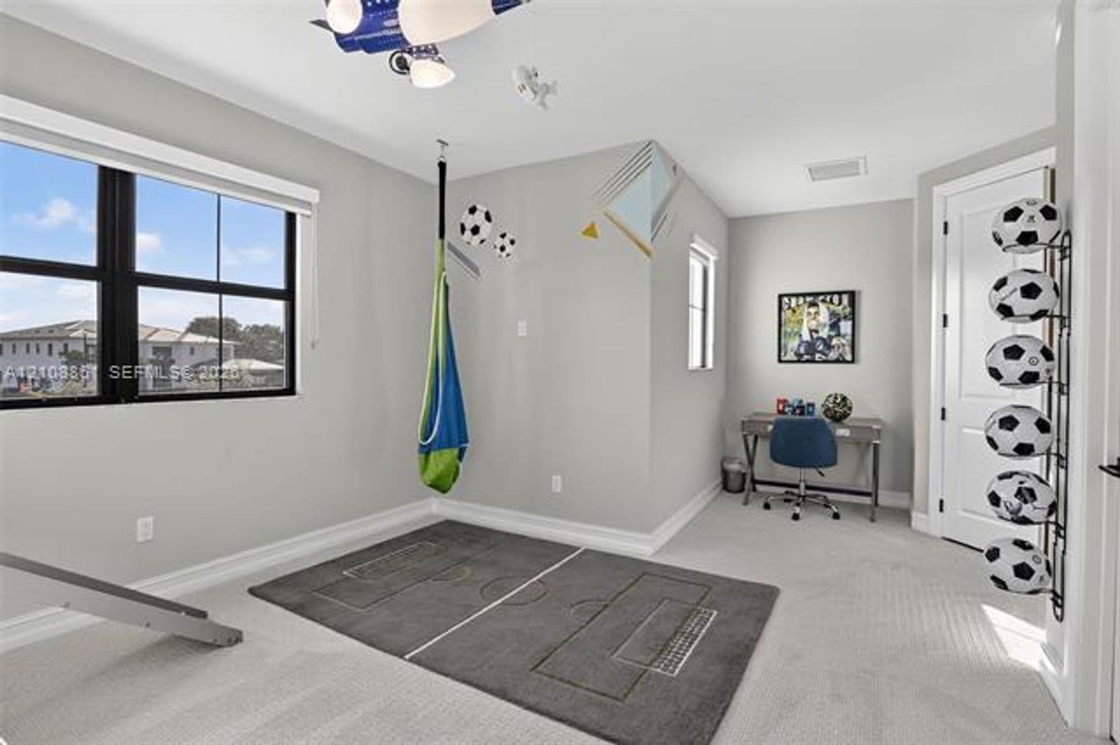 Davie House: 14855 Millstone Ranches Dr # 14855