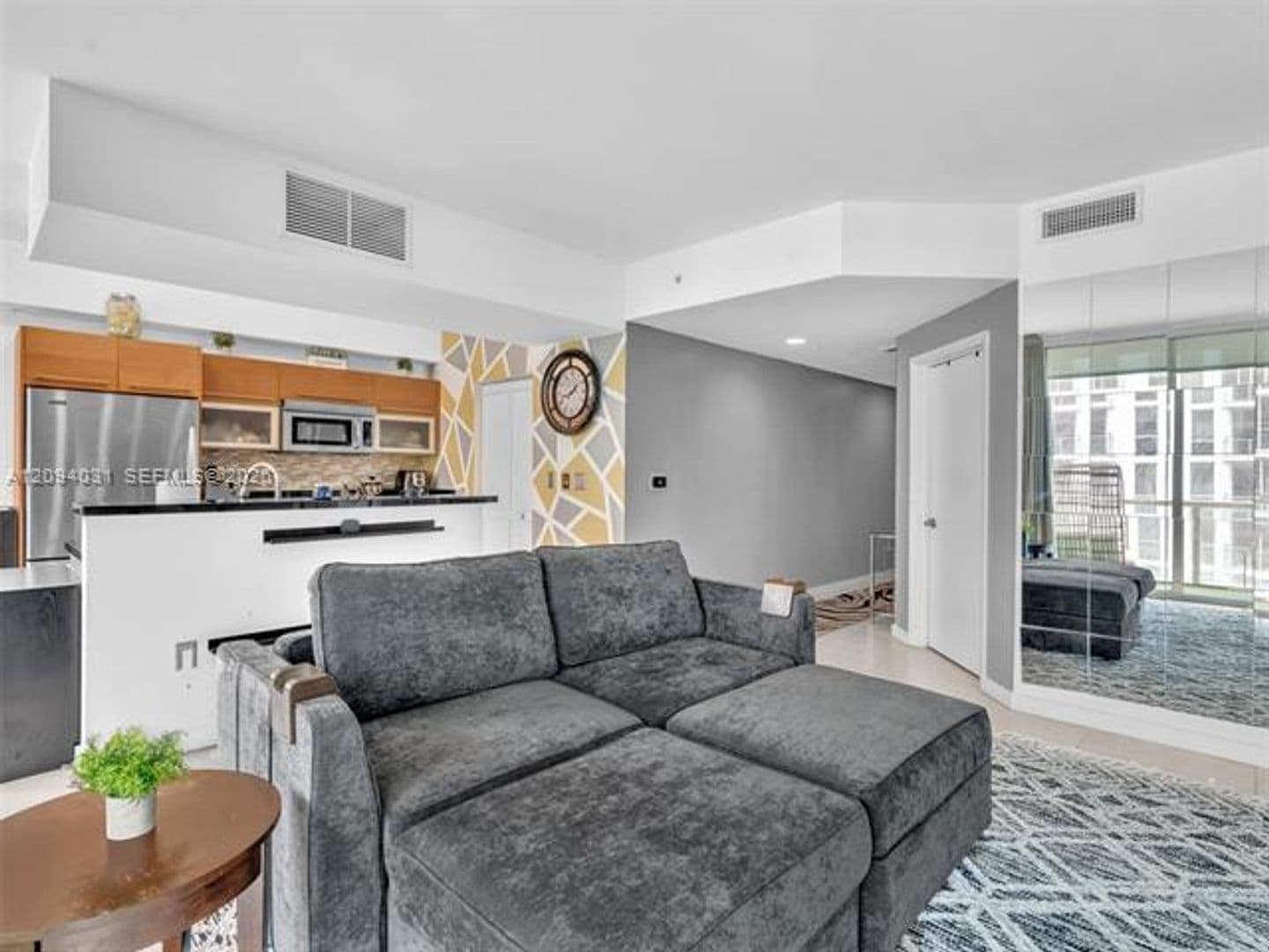 Miami Condo: 253 NE 2nd St cu-2208