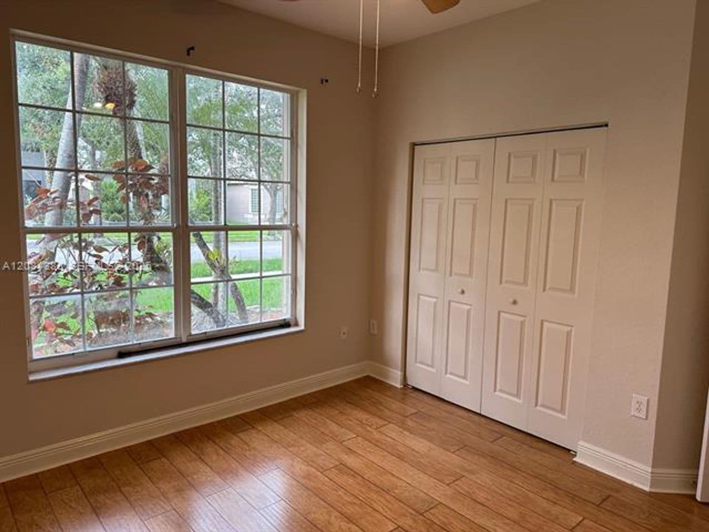 Miramar House: 18580 SW 44th St # 18580